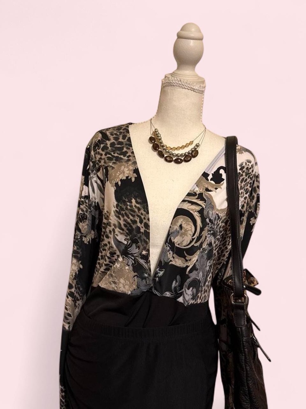 NWT Fashion Nova Floral Bodysuit